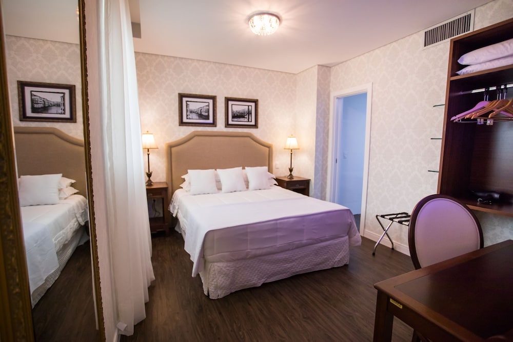 Sofistic Hotel 10/50