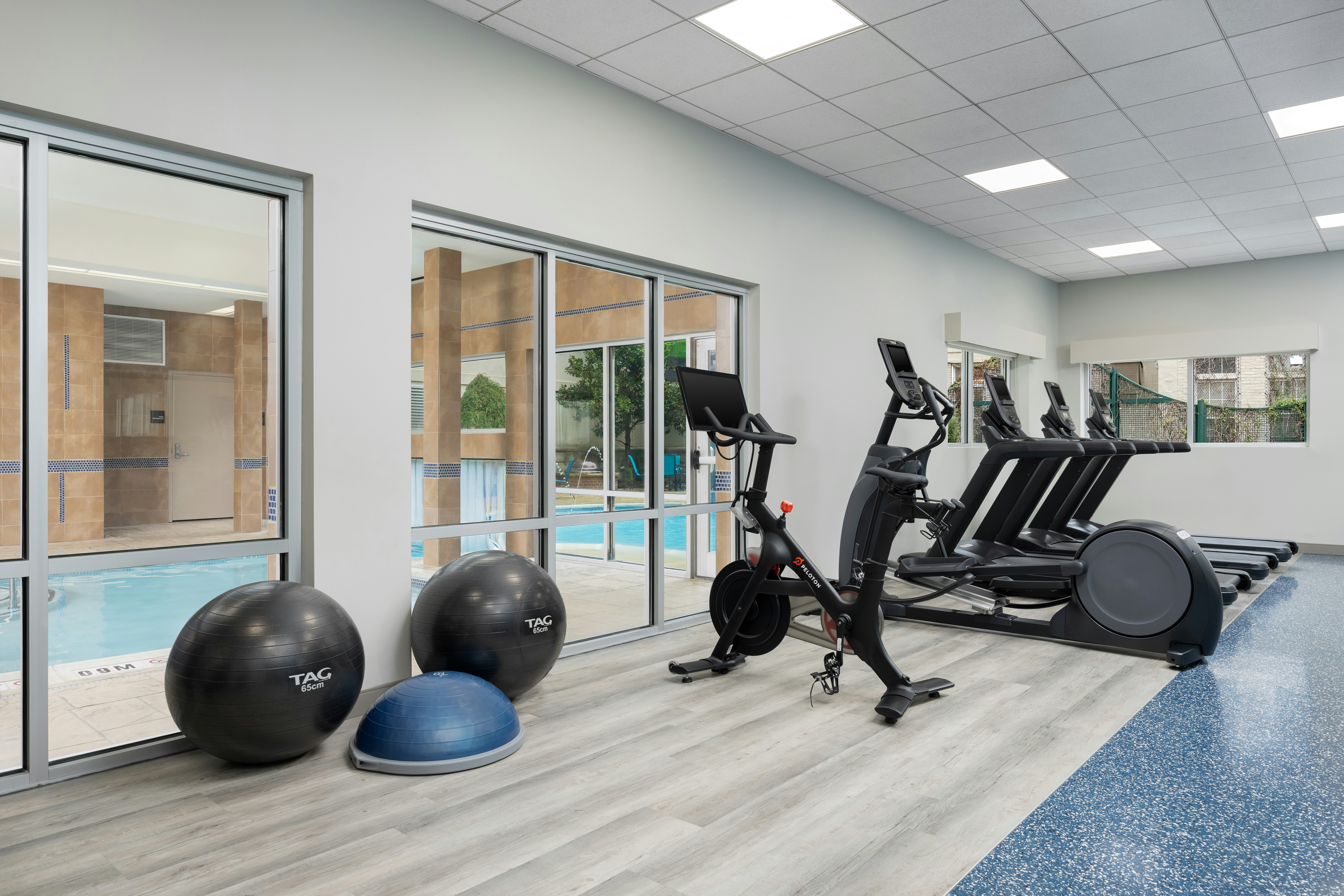 Hampton Inn & Suites Chattanooga Downtown 36/66
