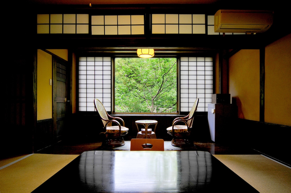 Okyakuya 3/33