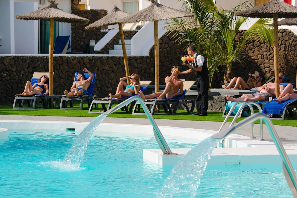 Hotel Siroco - Adults Only 62/70
