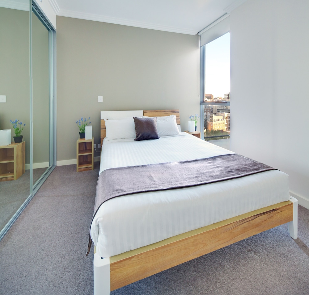 2 BEDROOMS, APARTMENT