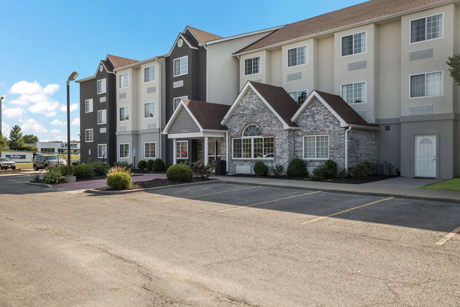 Sonesta Essential Hotel & Suites Kansas City - Blue Springs 14/15