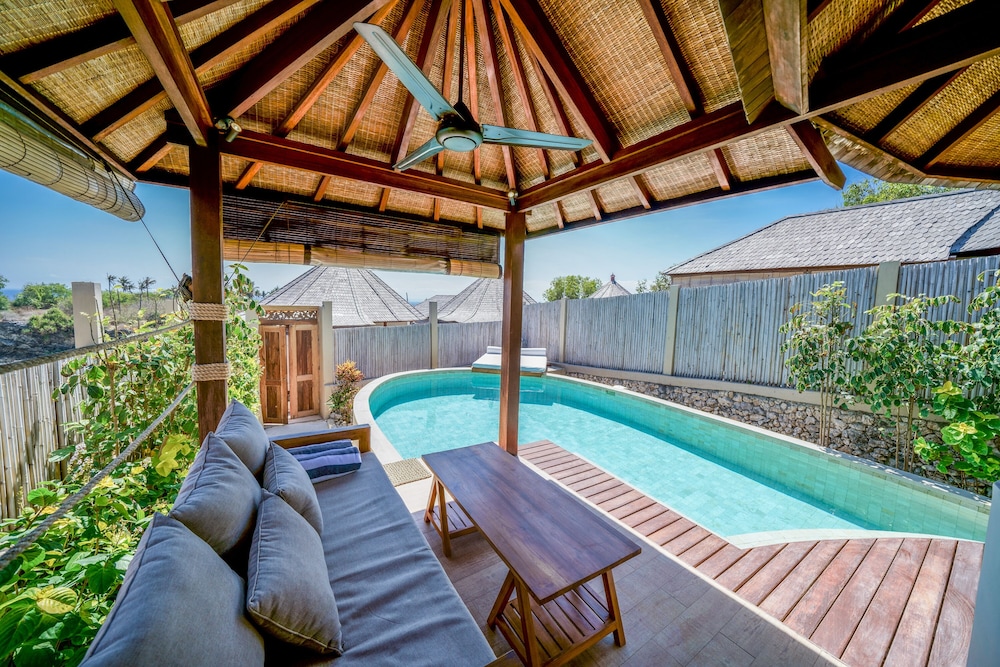 Blue Lagoon Avia Villas 29/50