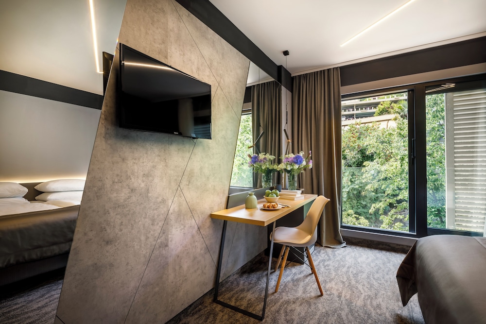 Hotel Istra 53/63