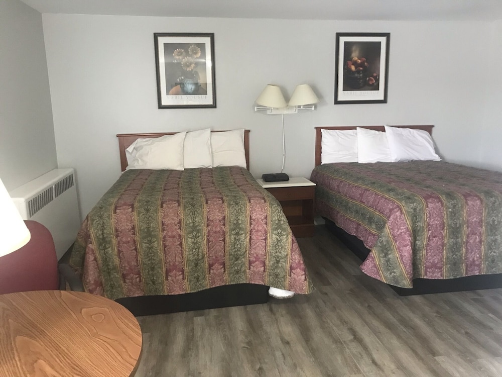 The Gables inn 16/64