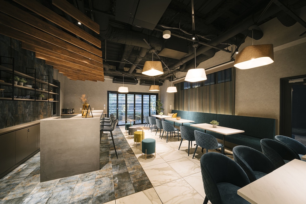R Hotel Namba South 34/50