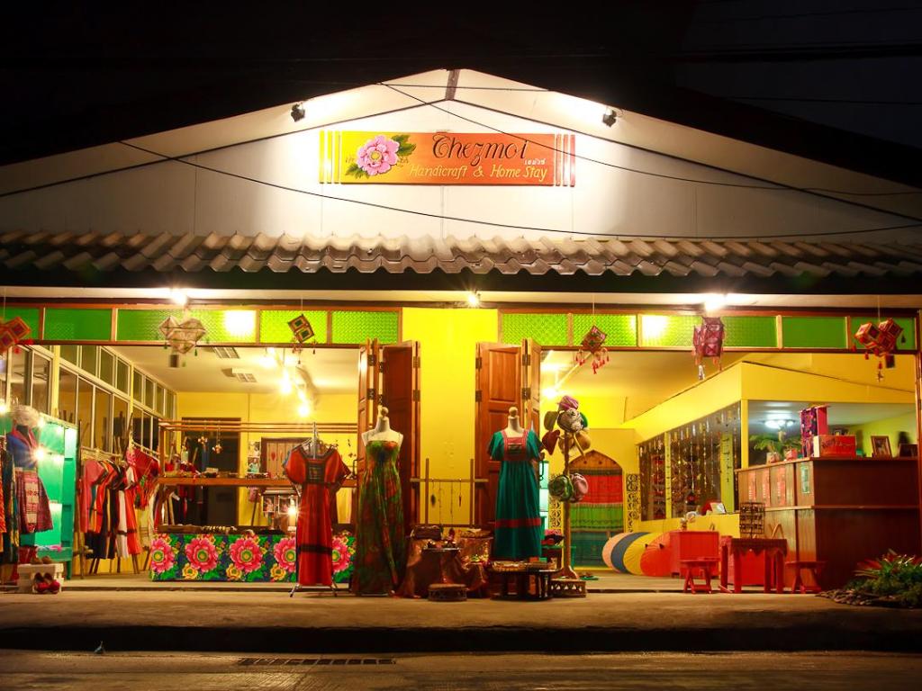 Chezmoi Handicraft & Homestay 1/26