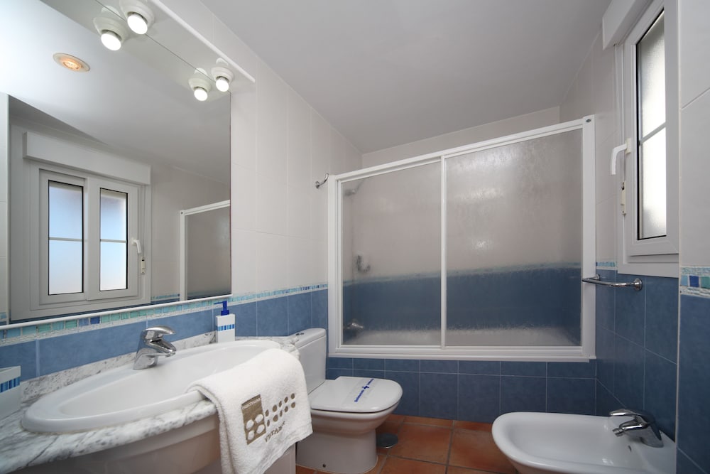 Aparthotel Vistamar 10/59