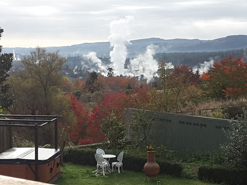 Geyser Lookout BnB 44/50