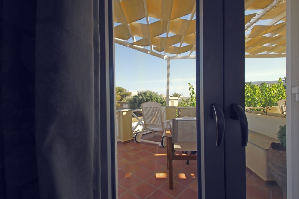 Emilia Luxury Apartments 21/33
