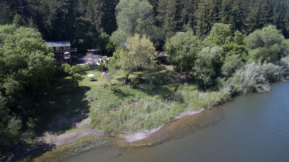 River View Garden Resort 58/68