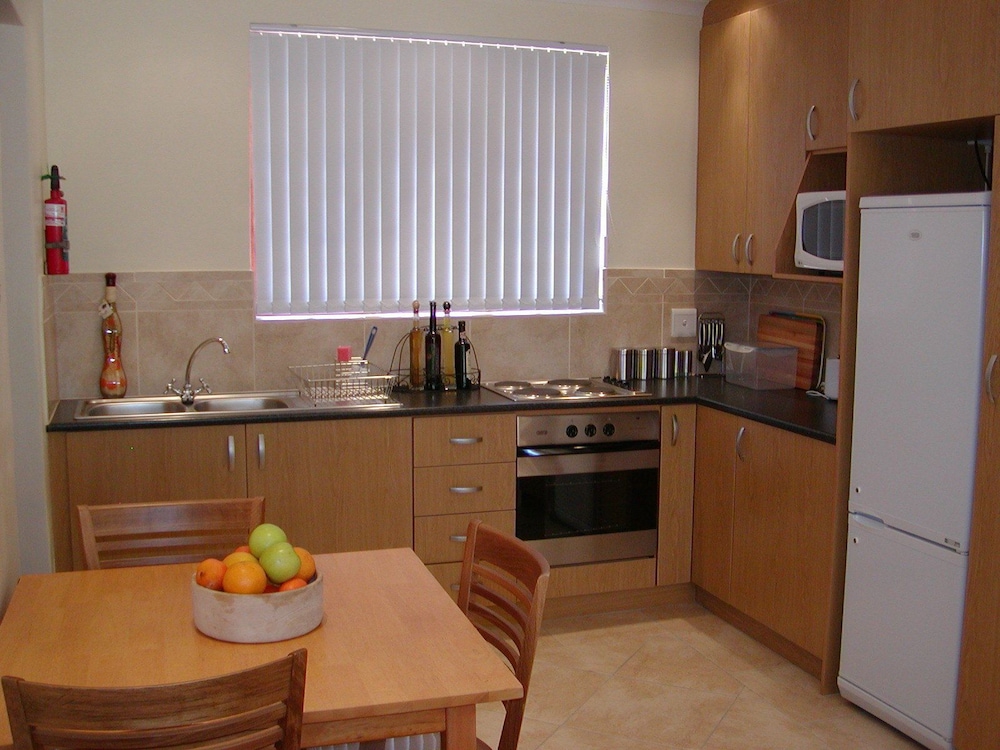 Ascot Gardens Self Catering 13/20