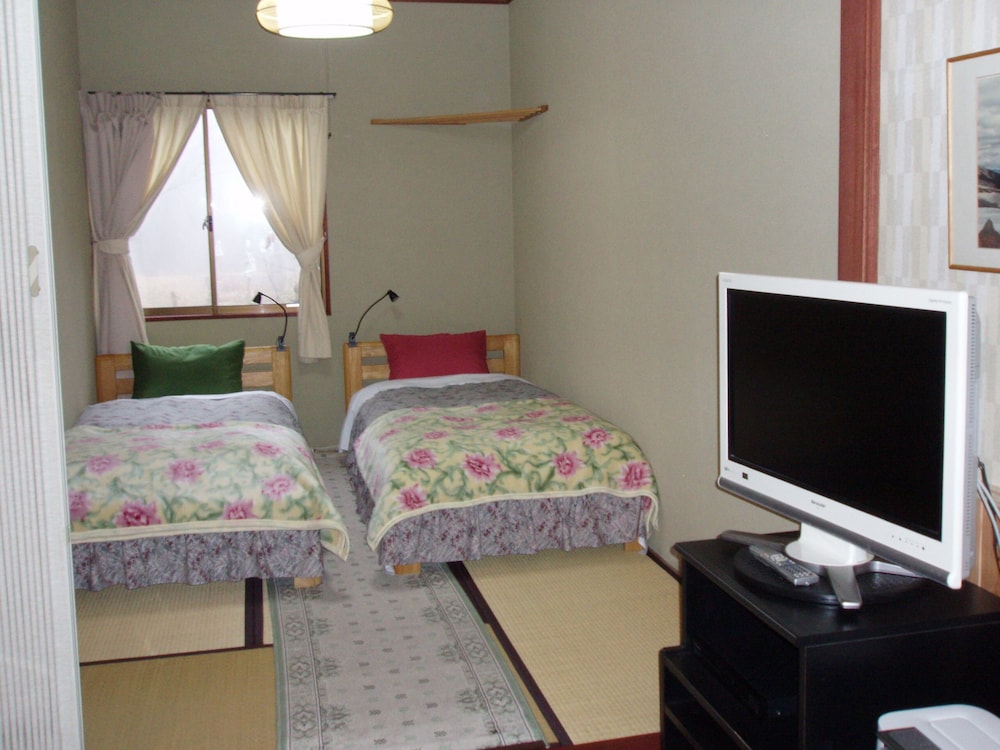 Country Inn Canadian House 37/50