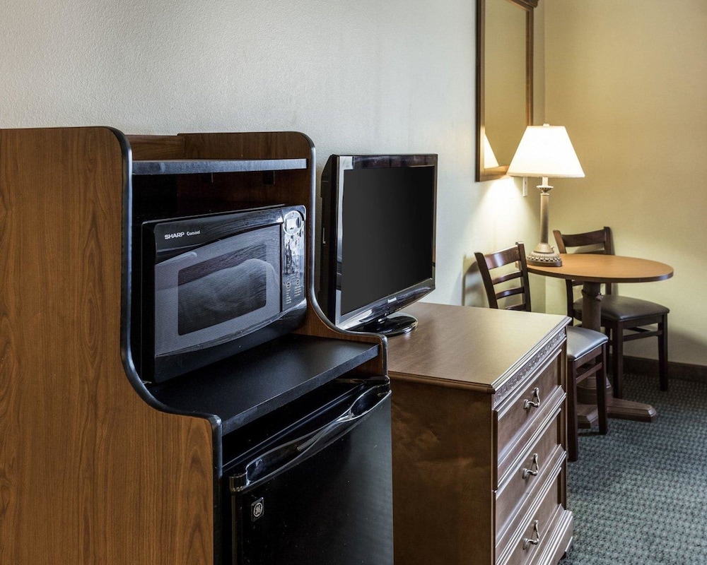 Quality Inn & Suites Houma 30/47