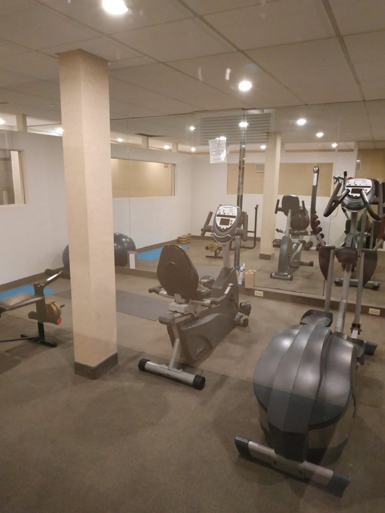 Imperial Hotel and Suites 29/60