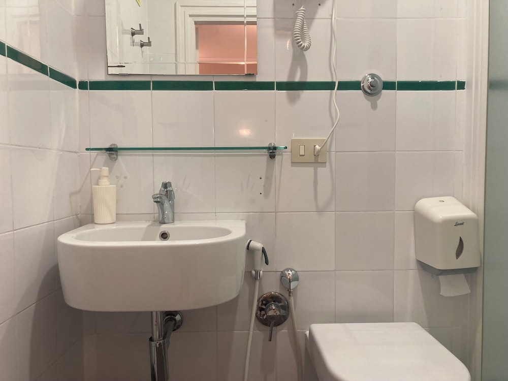 Indipendenza Hotel 47/50