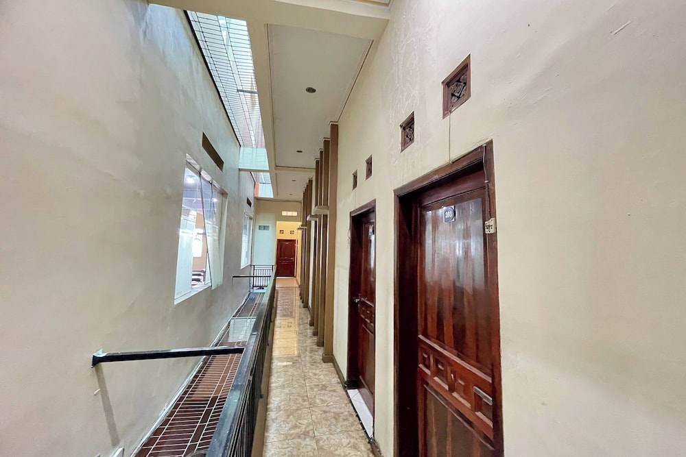 Hotel Ramayana Garut 9/50