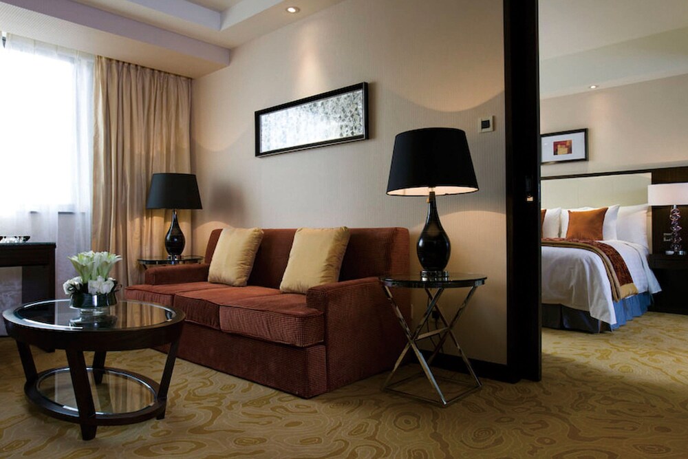 Courtyard By Marriott Xujiahui 42/56