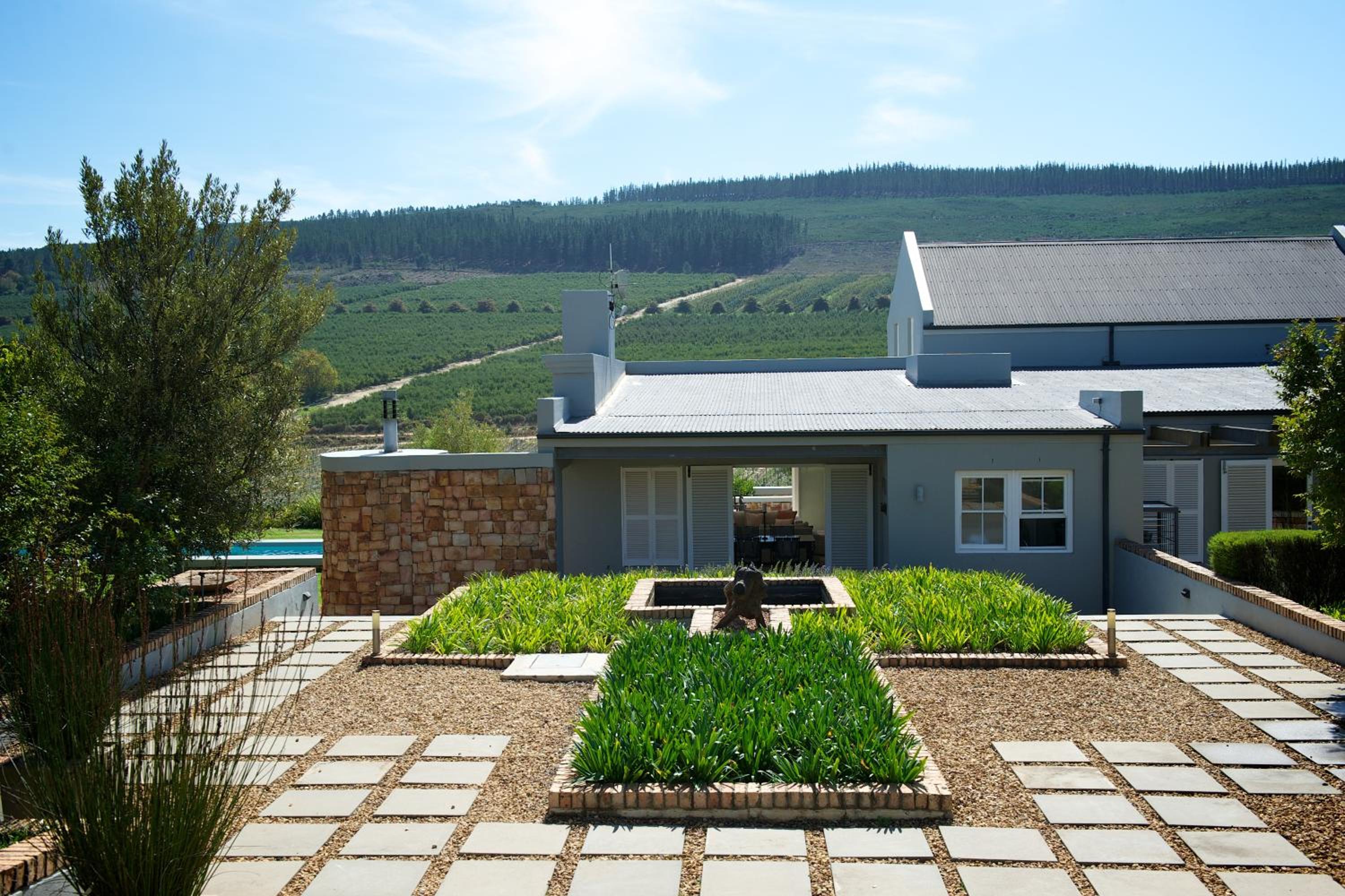 South Hill Guesthouse 1/23