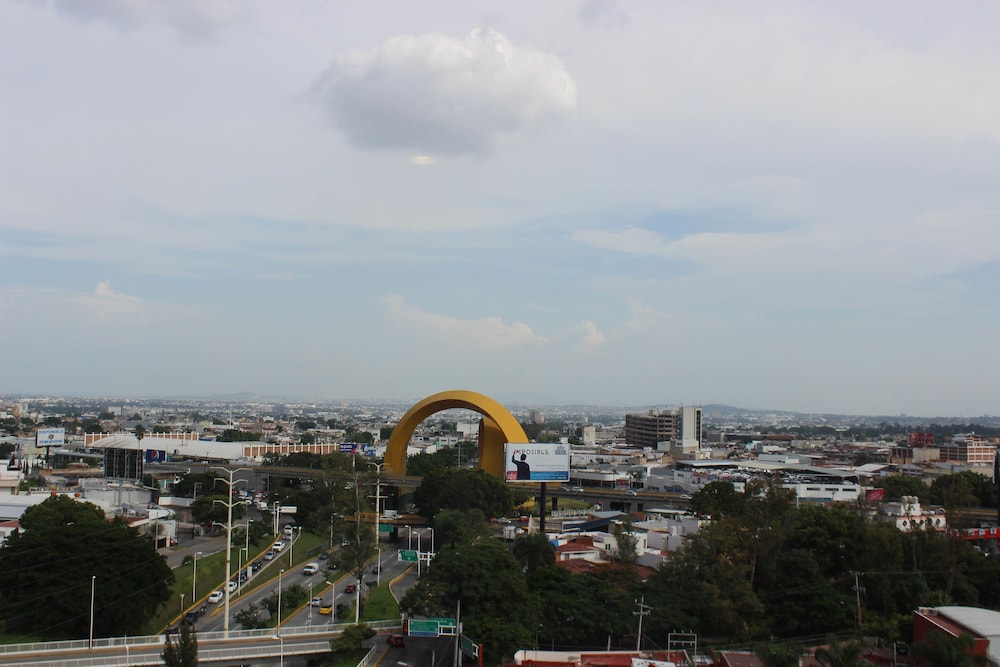 Eco Hotel Guadalajara Expo 52/54