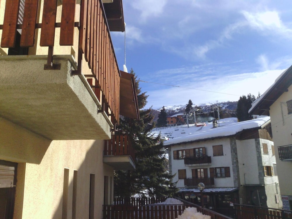 Hotel Savoia 53/57