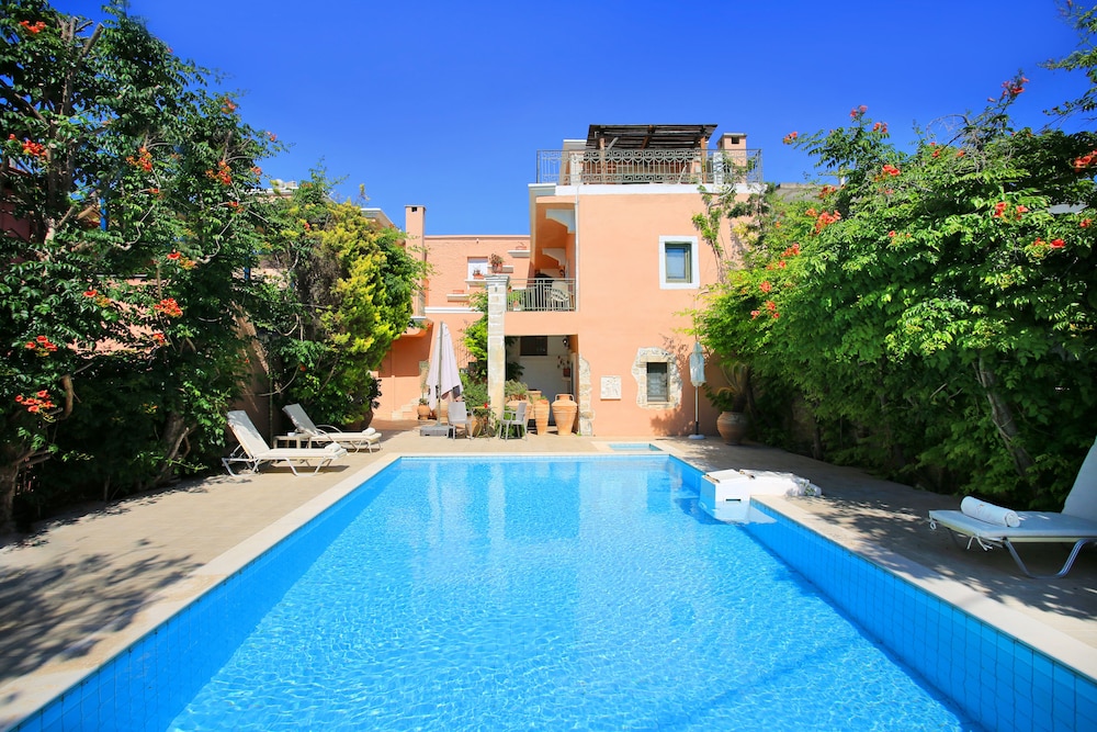 KAMILARI PASIPHAE VILLA 42/60