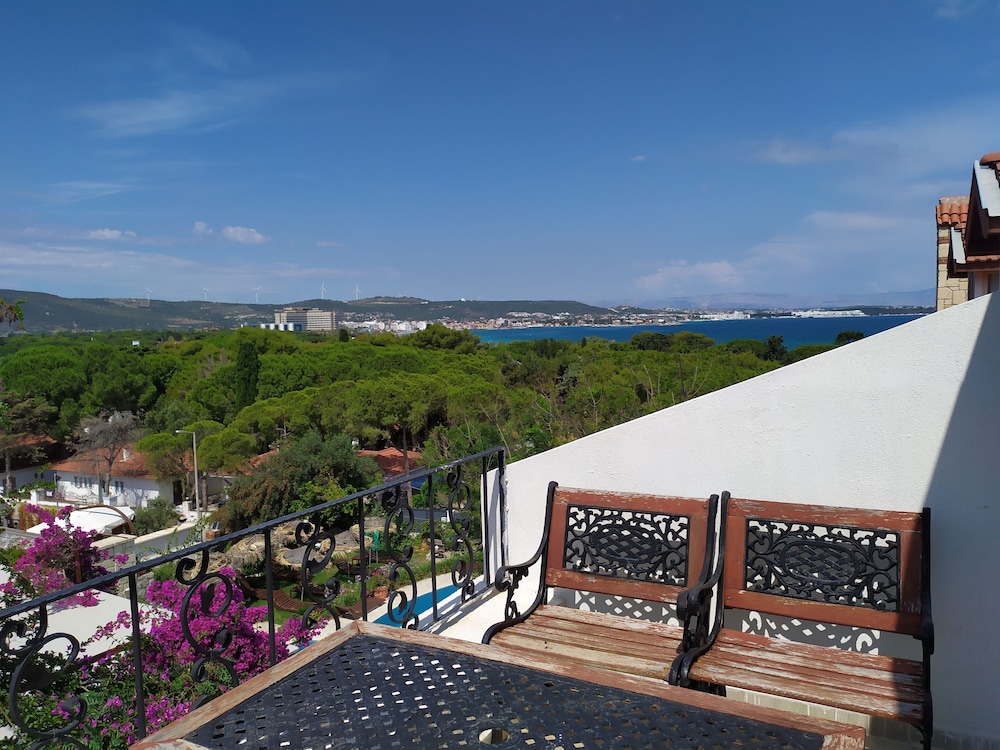 Dolina Boutique Hotel 45/52