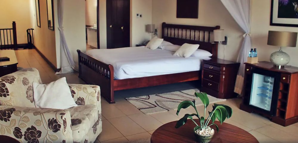 Sovereign Hotel 18/50