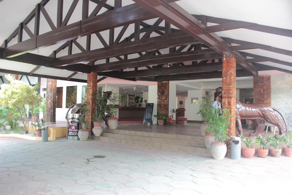 Wild Orchid Beach Resort 11/67