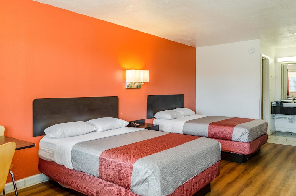 Motel6 Saraland, AL 15/28