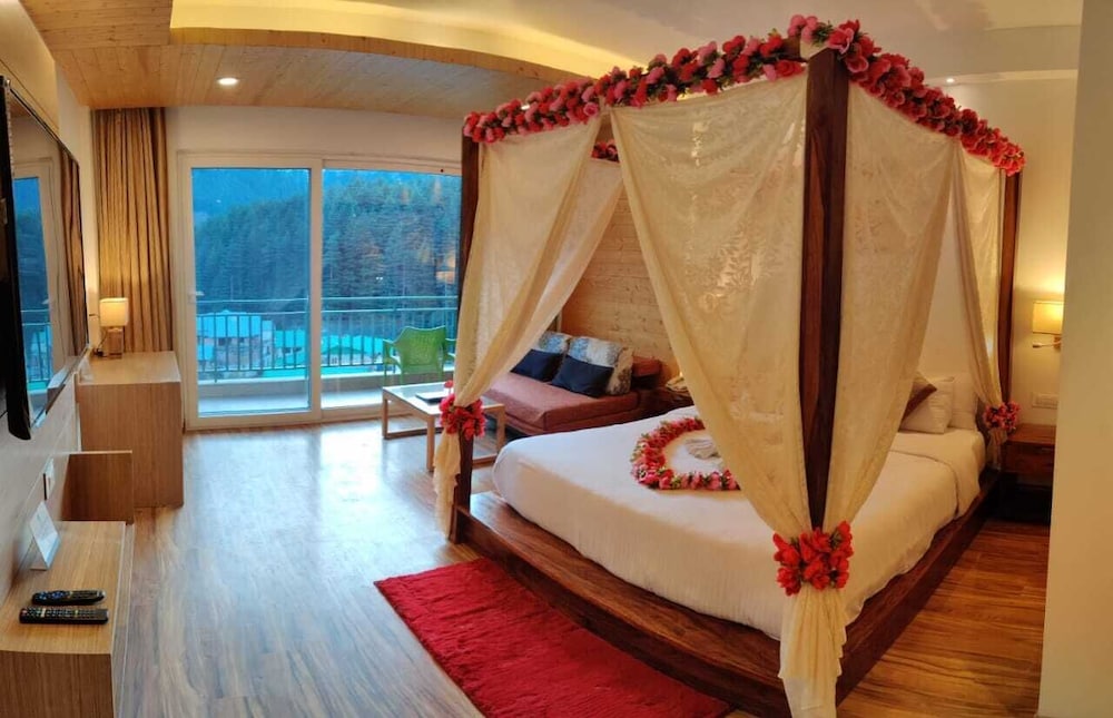 The Orchard Greens Resort 14/48