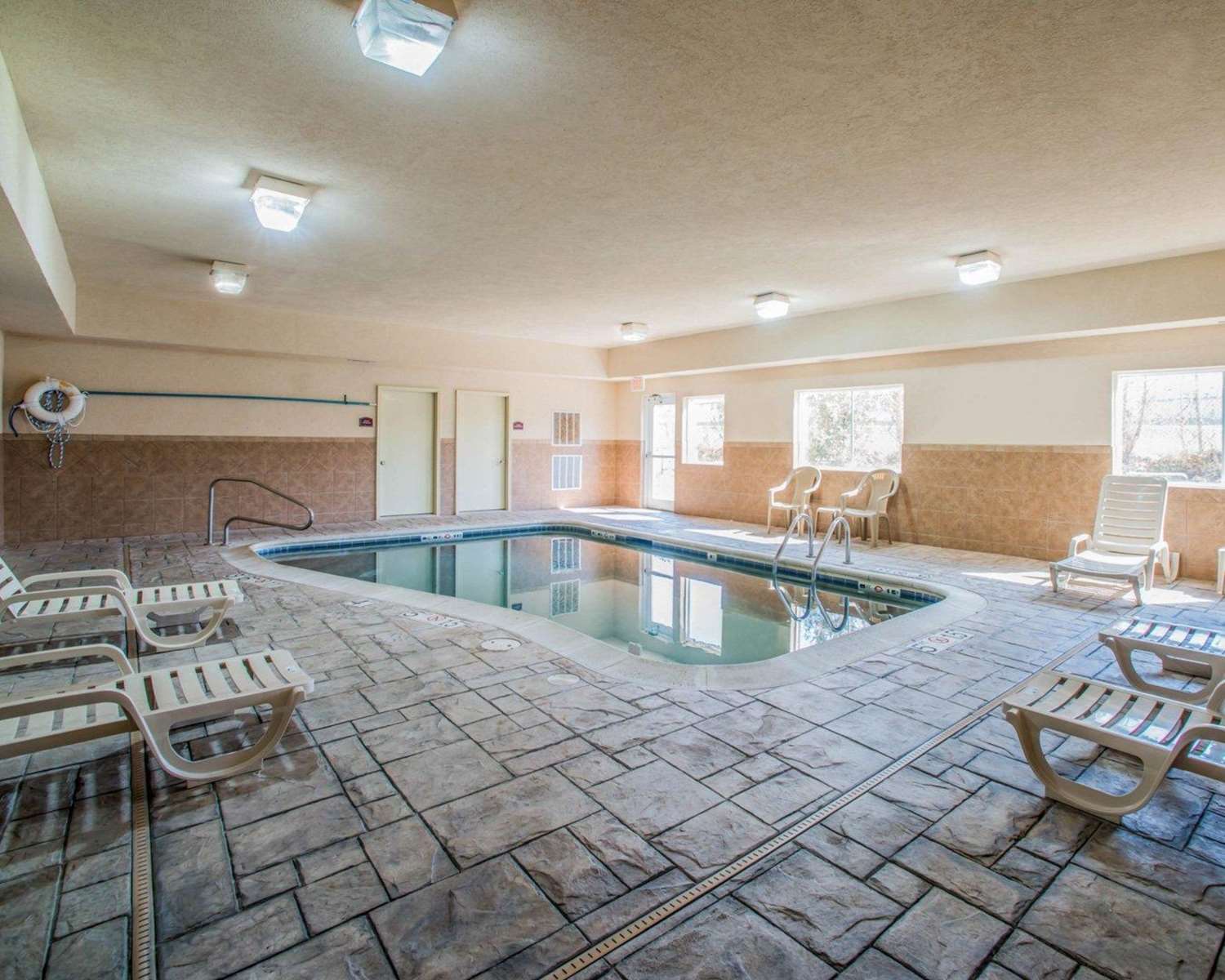Comfort Suites Columbia University Area 6/22