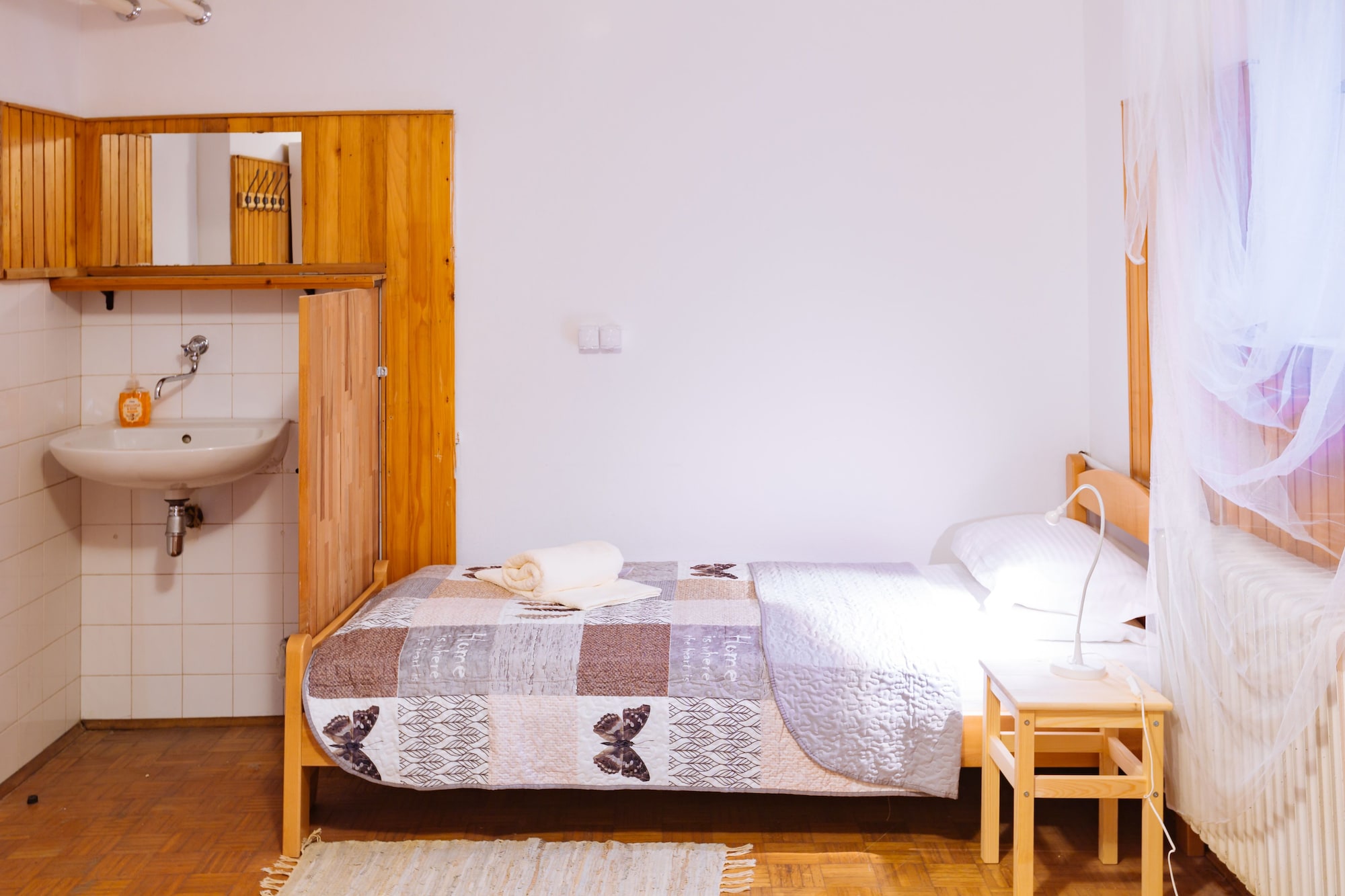 STANDARD, TRIPLE, 3 BEDS, SHARED BATHROOM