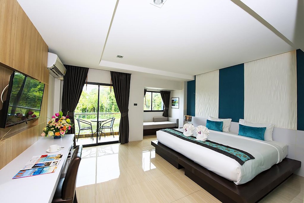 SUPERIOR, DOUBLE BED