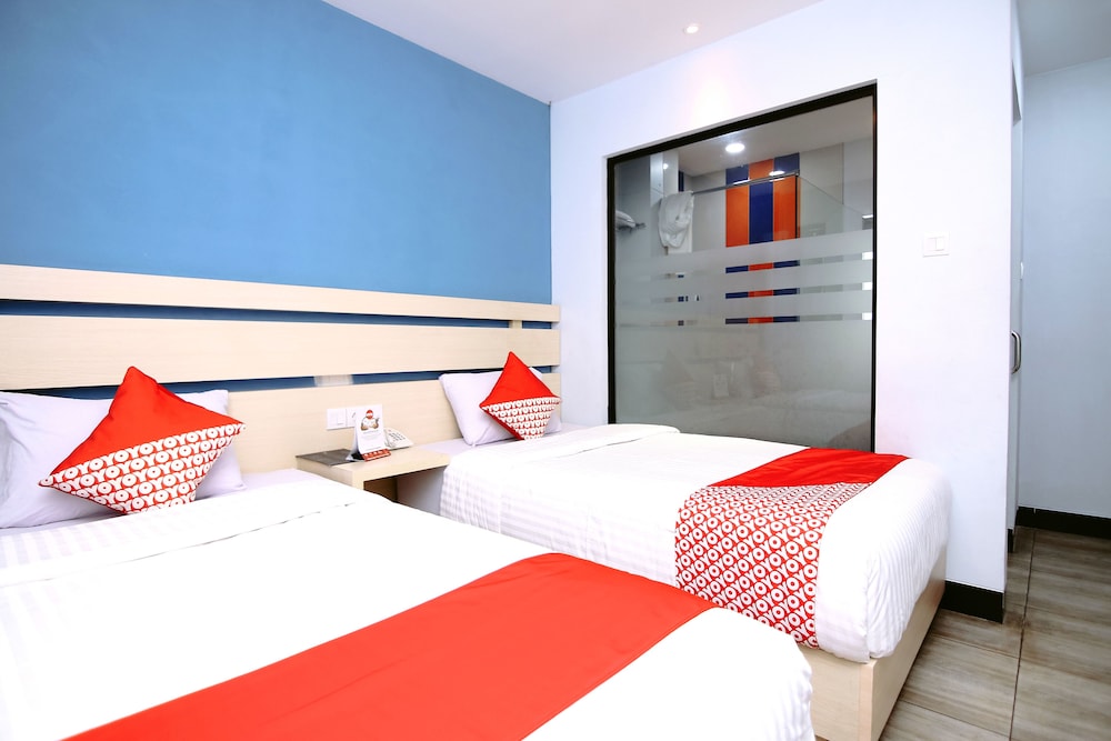 Oyo 592 Budget Hotel By The Harbour 10/28
