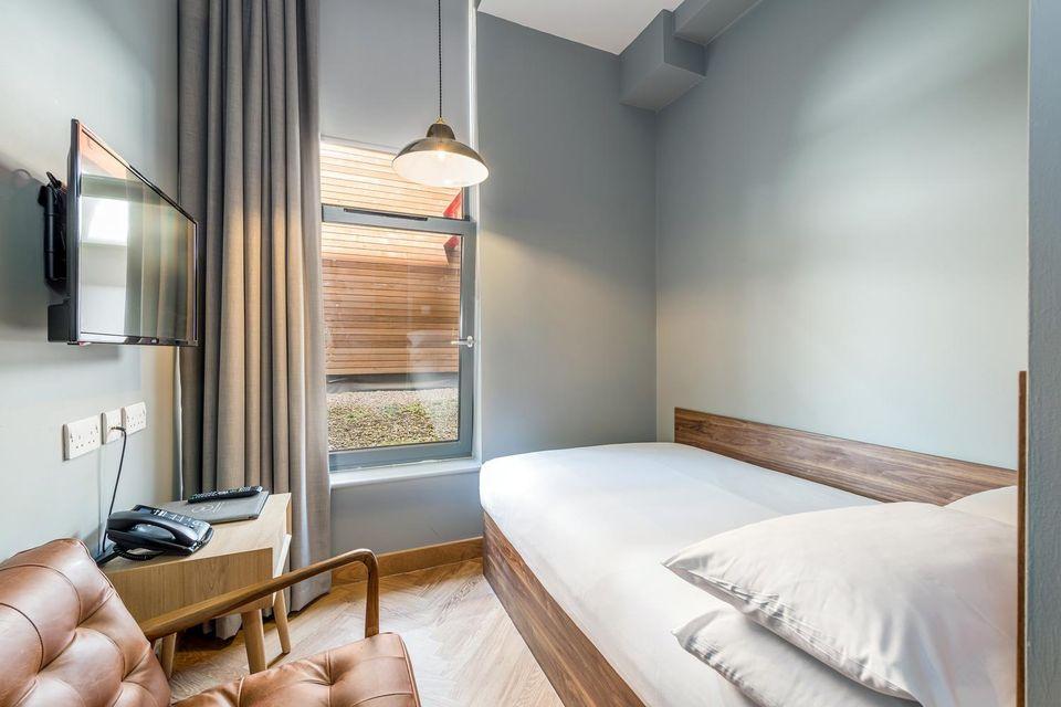 Open Plan, Compact, Studio, Apartment, Double Bed