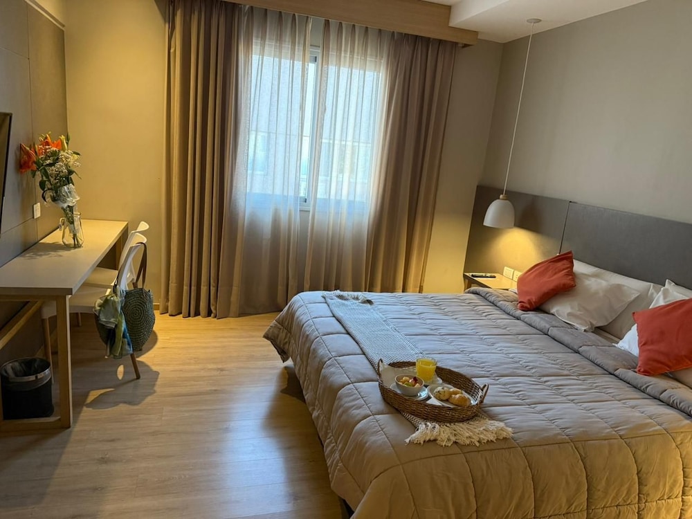 Gran Hotel Dakar 11/50