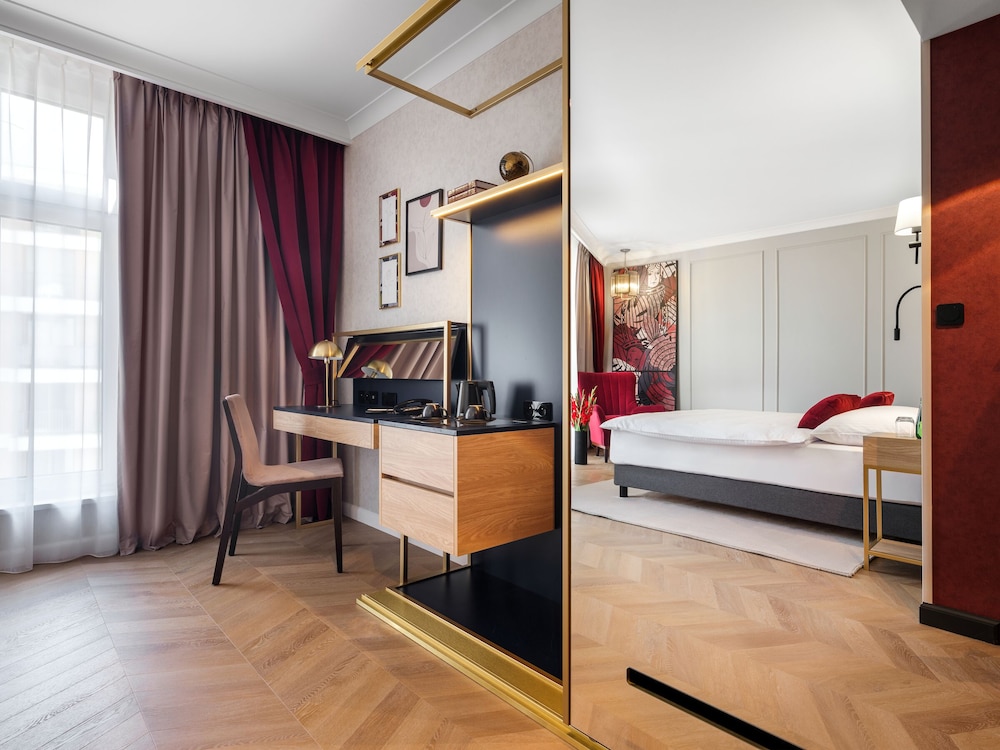 غرفة قياسية بسرير مزدوج، Hotel Golden Queen 5/10