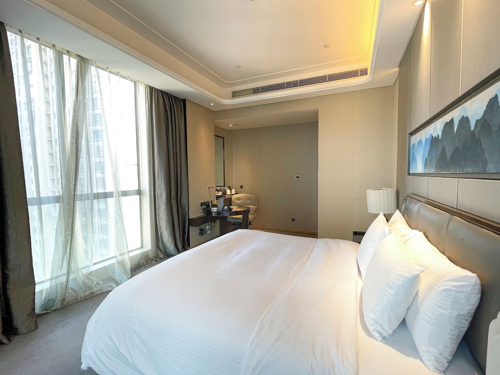 Wanda Realm Longyan 9/40