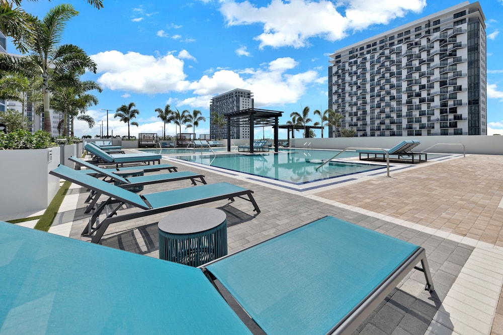 Provident Grand Luxury Short Term Residences 24/50