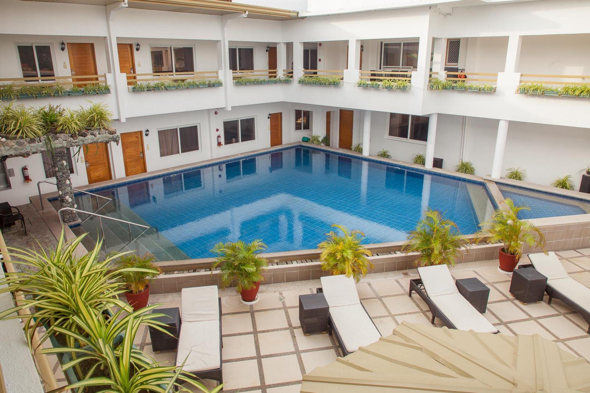 Mangrove Resort Hotel 5/32