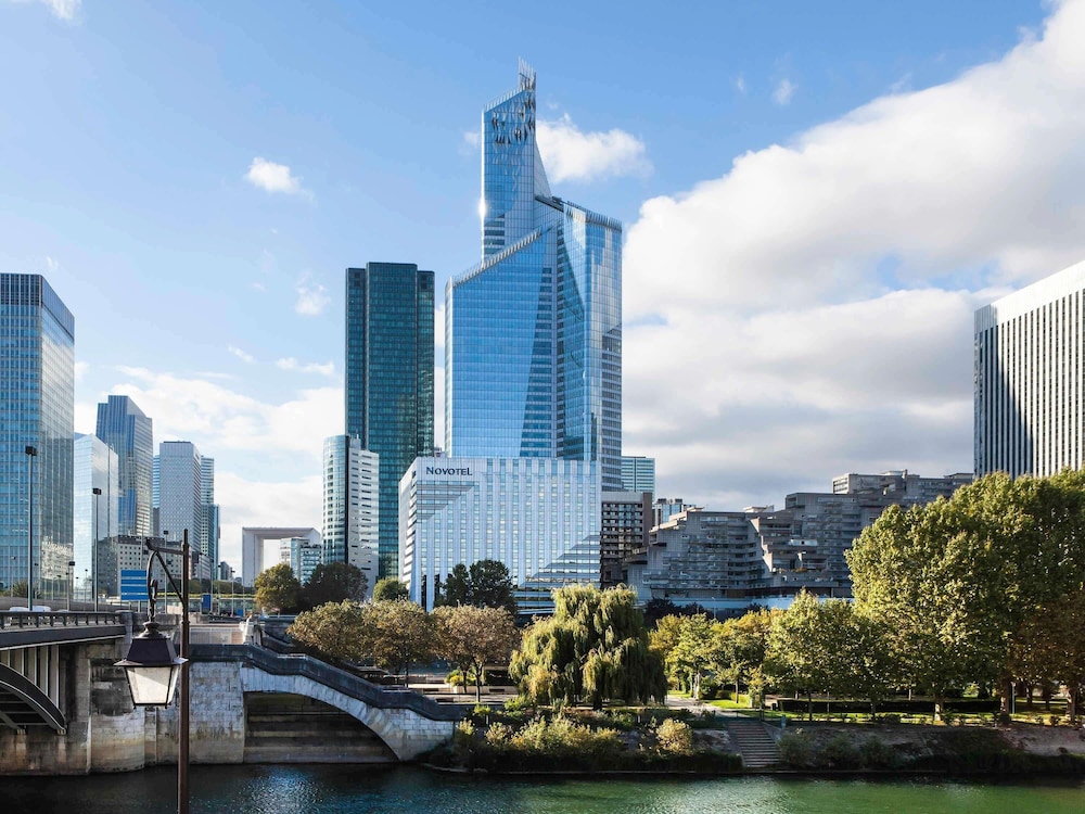 Novotel Paris La Defense Esplanade 67/72