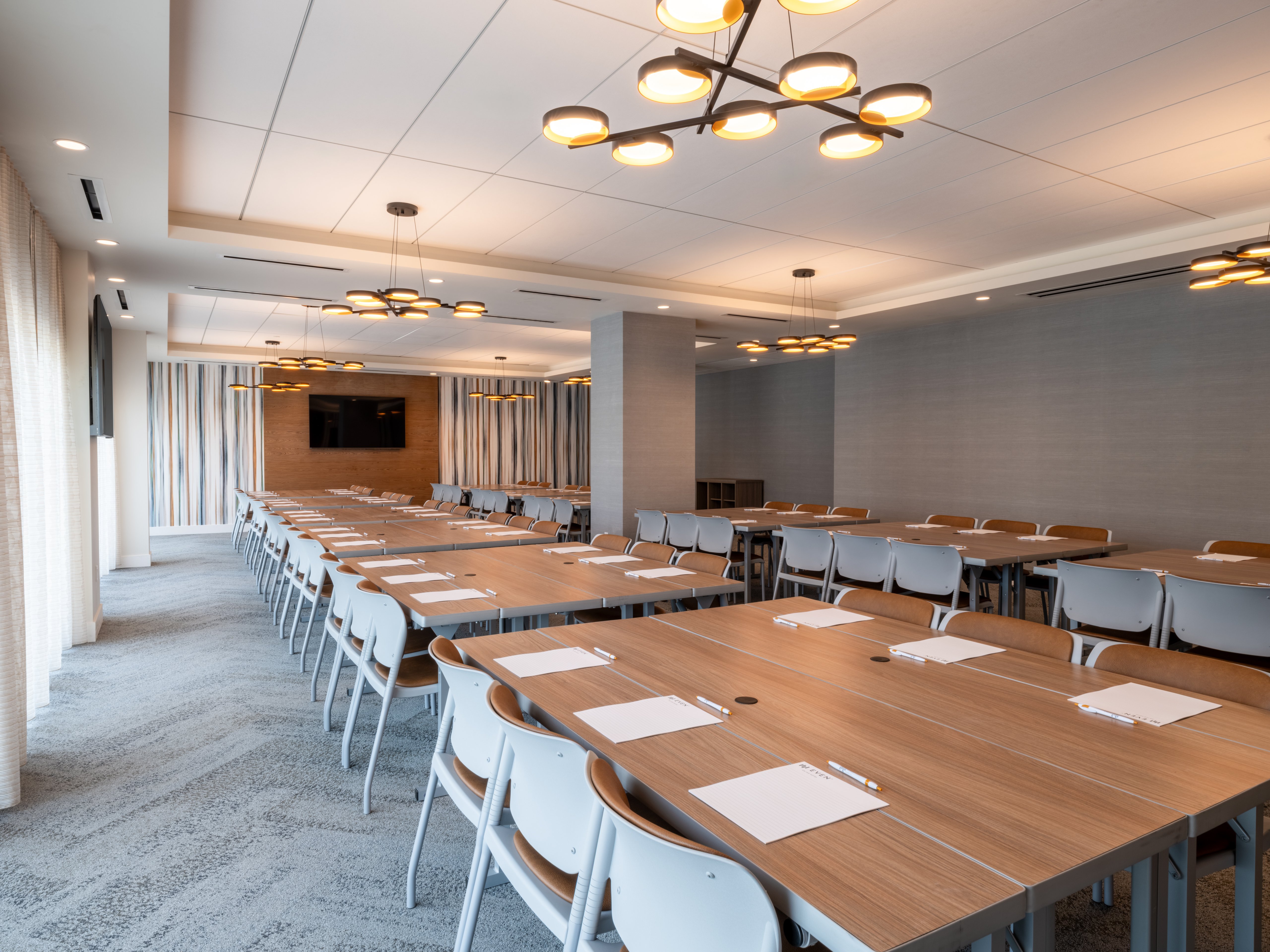 Even Hotel Miami - Doral Area by IHG 70/77