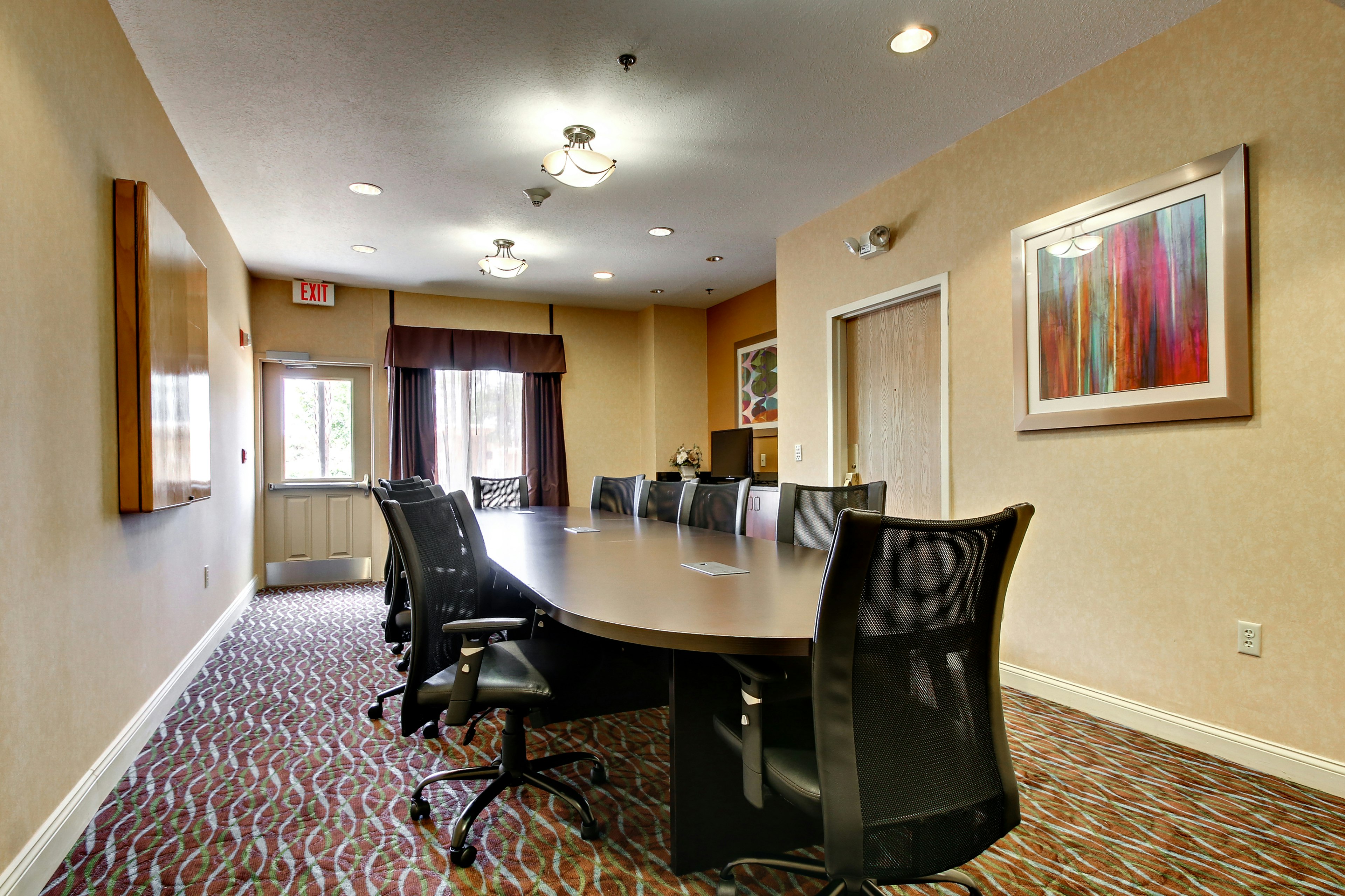 Holiday Inn Express Suites Jacksonville South I 295 67/73
