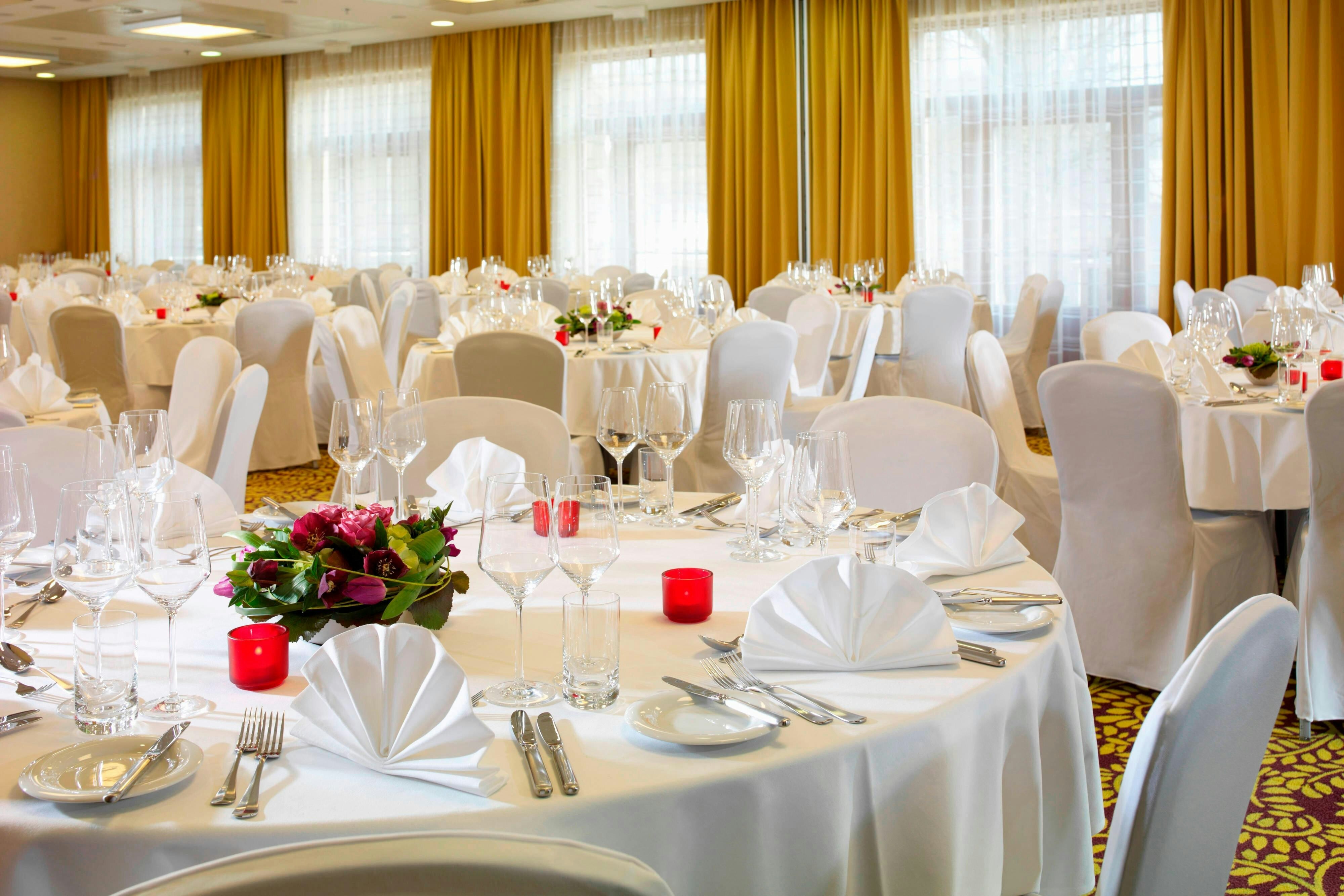 Courtyard By Marriott Pilsen 33/55