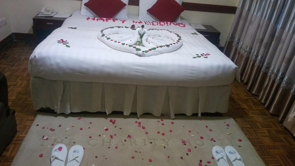 The Charity Hotel 19/50