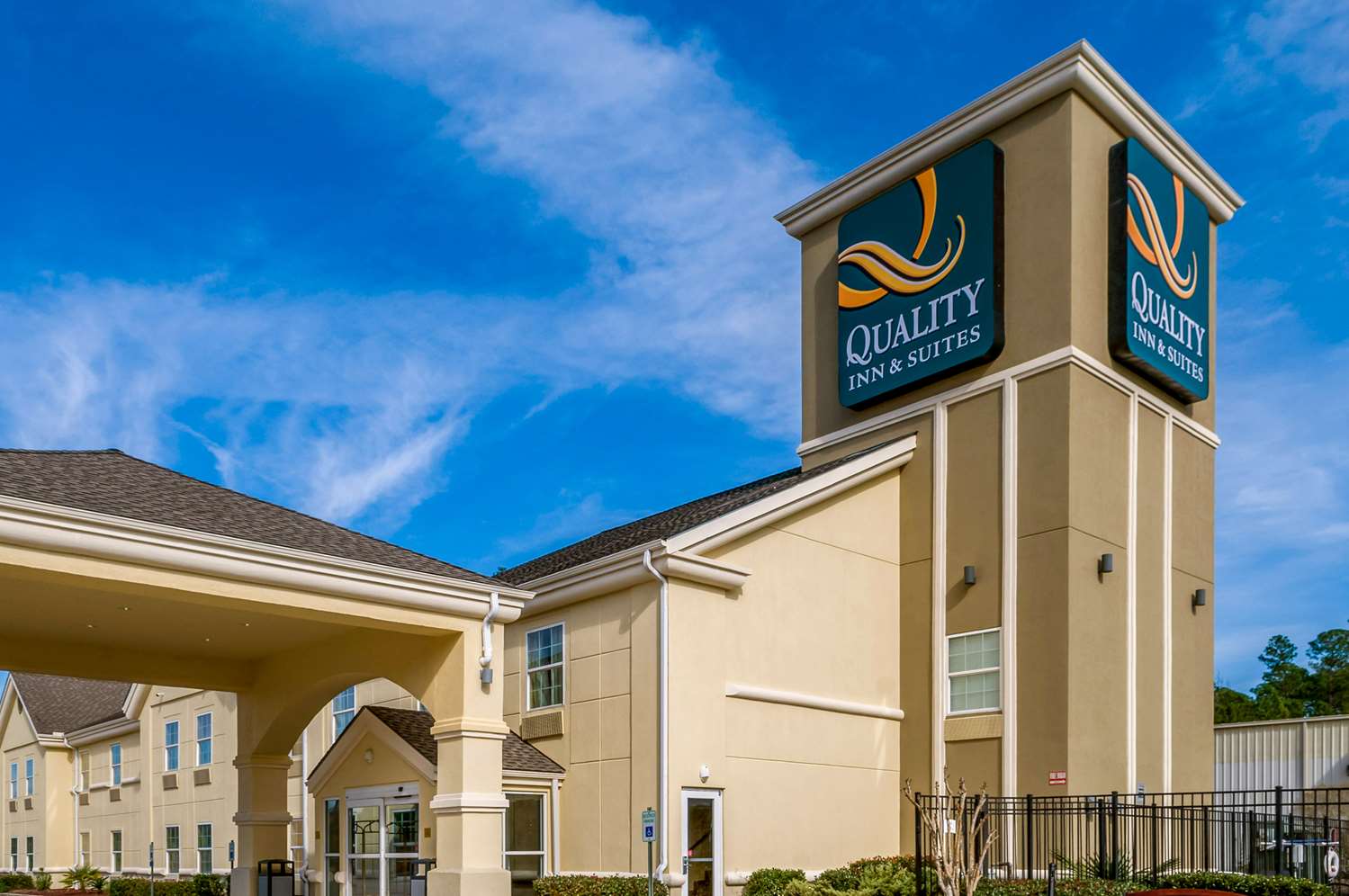 Quality Inn & Suites Slidell LA 8/52