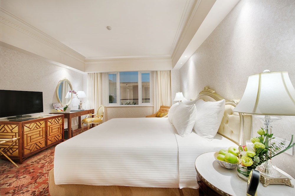 SKETCH, DELUXE, KING BED