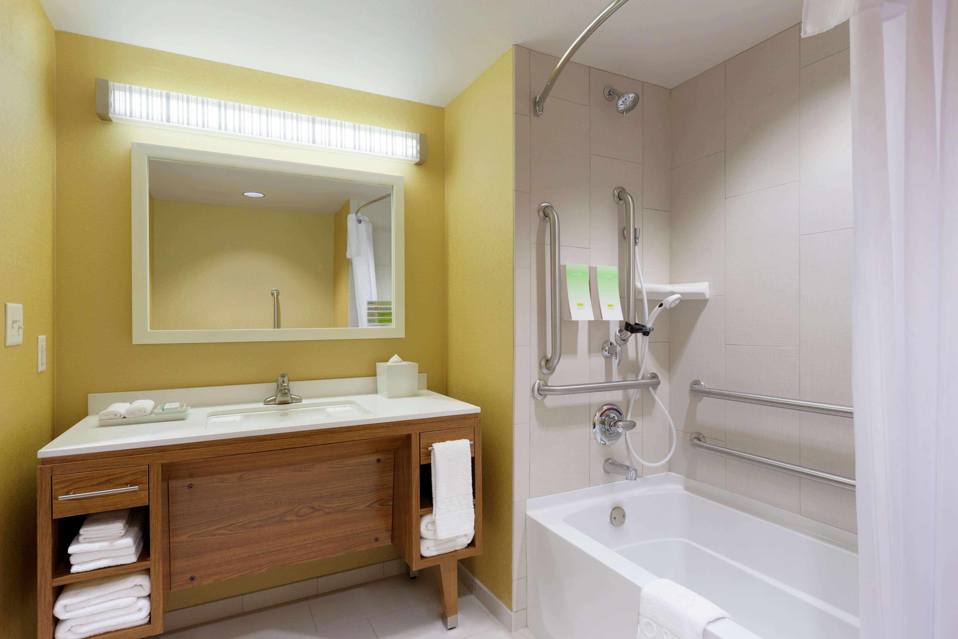 Candlewood Suites Fort Smith 50/50