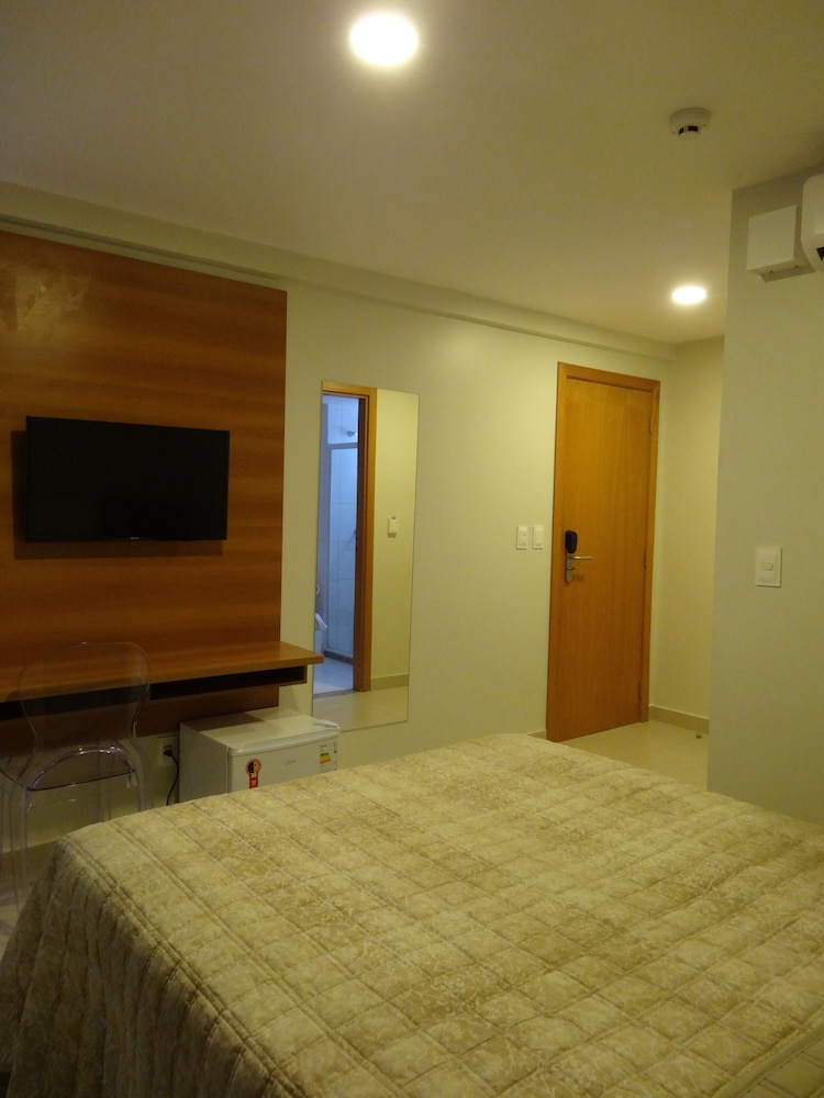 Aquarena Hotel 50/62